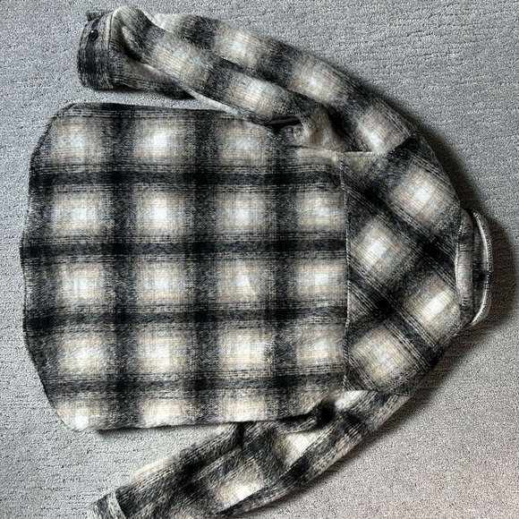 Thread and Supply Plaid Shacket Large - Picture 7 of 7
